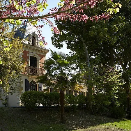 Manor House La Tour D'armène * Mézin