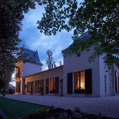 Manor House La Tour D'armène Hébergement de vacances